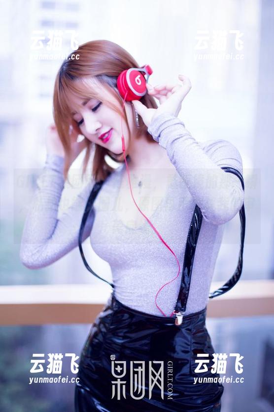 GIRLT果团网 - 陈雅漫，戴眼镜的那一瞬，私拍也能出圈儿，原图再度挑战我的审美底线。