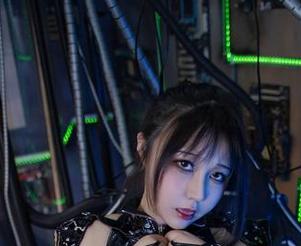 信浓赛车趣图套图，KANEKO咔喵在浴缸中的奇妙冒险！