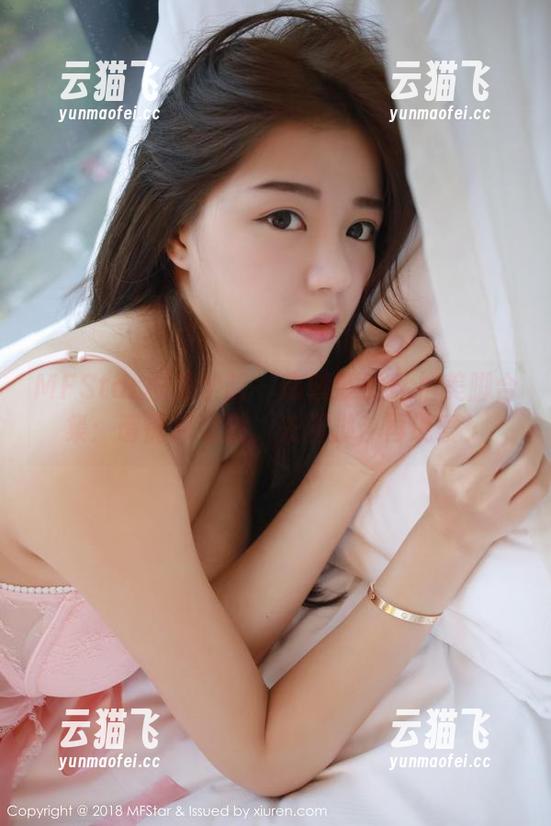 MFStar模范学院 - 南晓梦的私拍美脚合集：请循序渐进，先看脚，再说爱！