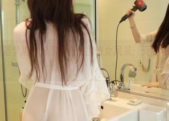 MFStar模范学院 – 分享黄乐然的修女风采：天使与段子的碰撞！