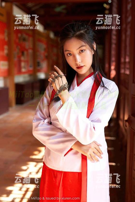 MiiTao蜜桃社-Mia米娅 MiiTao蜜桃社 - Mia米娅的护士角色,一点都不守规矩的精选作品
