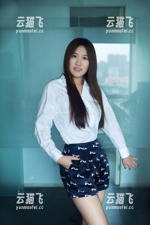 TuiGirl推女郎 - 何何夕海边——原图、套图都让我想再去一次旅行，甚至可能搭个帐篷！