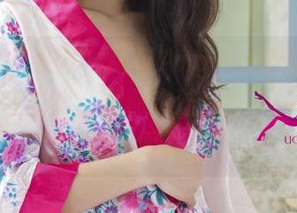 UGirls尤果网 – 高清Angela楚楚夏天写真集：等着我，带你走过那些不一样的清风和阴影。