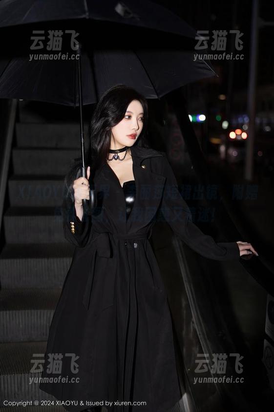 XIAOYU语画界 - 李丽莎短裙出镜，附赠免费套图，让我困惑又着迷！