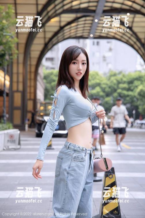 Xiuren秀人网 - 网盘里藏着的周于希Sandy居家图，果然比漫画还撩人。