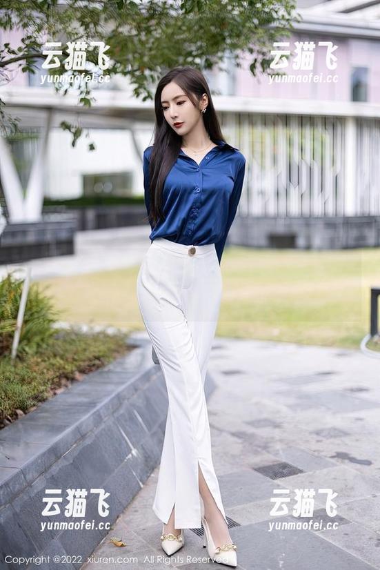Xiuren秀人网 - 搭配小时光，大美媚京的女孩写真图集又回来了！