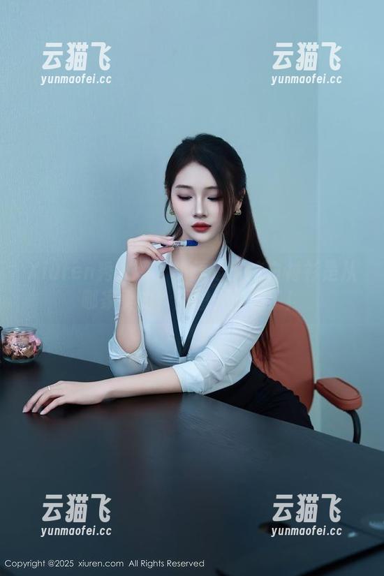 Xiuren秀人网 - 小逗逗：这白衬衫是从哪家卖的？原图太洗脑了！
