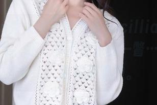 Xiuren秀人网 – 陆萱萱cecillia的“女友”合集，哦，那不经意的一瞥……真心迷人，瞧她那眼神。