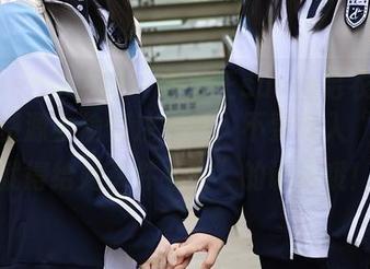 Xiuren秀人网 – 雯大王susie毛衣写真集，资源小偷们注意啦，不要误入“爱她就得给她买件毛衣”的误区哦！