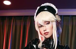 看！eliza喵喵的美图，如何让2B不祥姐妹穿越你的屏幕