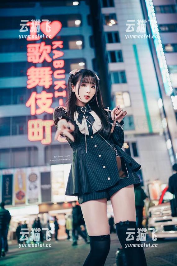 shimo霜月 原图里的shimo霜月,清纯到让人有些错愕,哈哈是我眼花了吗?