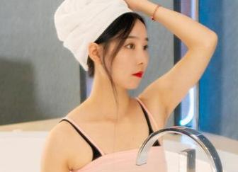 丽柜 – 免费图册，凉儿带我在绿野奔跑！那么美的景色，不想突兀的停下来。