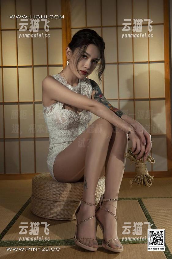 丽柜 - 看怡萱的美脚图集，资源一波接一波，根本停不下来的赶脚，是不是也该试试？