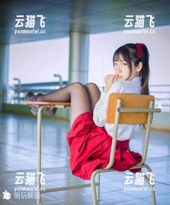 当兔玩映画碰上灰色天空，图集里这些不羁的灵魂在悄悄发光。