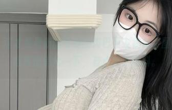 微密圈 – 这才是最新的可爱的肉巴男友视角套图啊，还是得慢慢消化一下，有点出乎意料。
