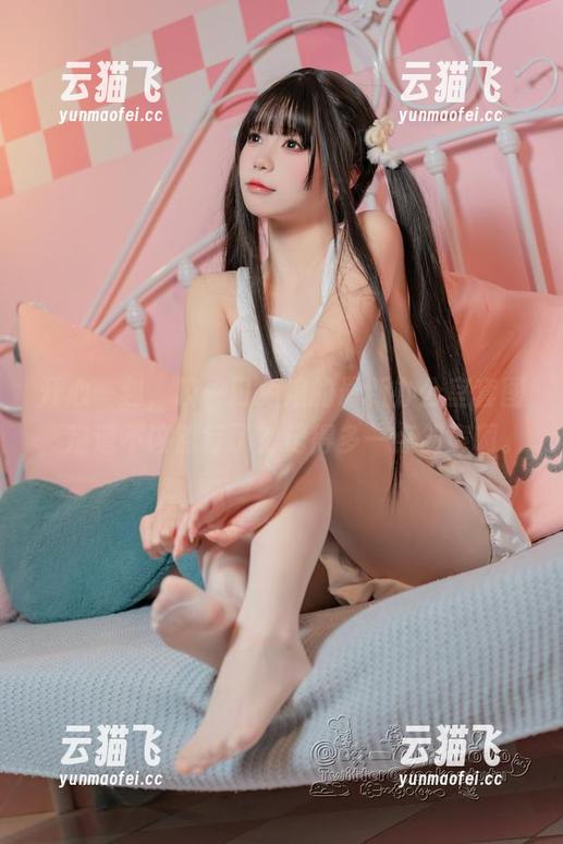 咬一口兔娘 开心一刻,咬一口兔娘的最新办公室套图,难道不该流行了?记得多一点创意啊。