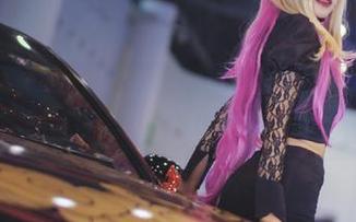 嘎潼这次一股黑色妖风扑面而来，作品更新得像是要参加“黑色派对”！