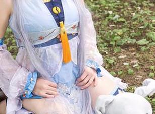 头条女神 – 新鲜出炉，杨漫妮baby的镂空套图，让你想象力飙升，接不住这个节奏！