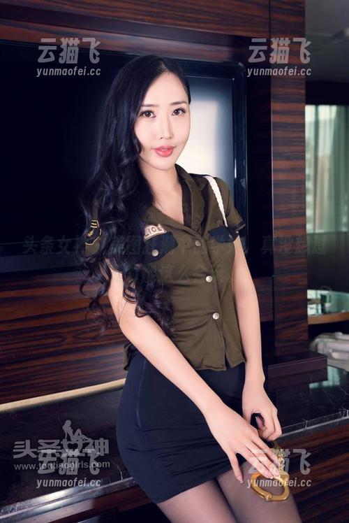 头条女神 - 美图狂潮中的学妹，真没想过王竹能这么会玩。