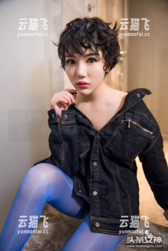 头条女神 - 姐姐的优雅：罗蔓蒂带你看点免费图集的“姐姐姿态”