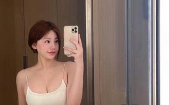 微密圈 – 奶宝妹纸的可爱套图，有种让人想要抱回家的冲动。