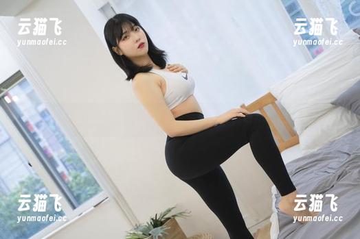 精致与随意的碰撞，无疑是宋哈娜的全套日常原图之旅！