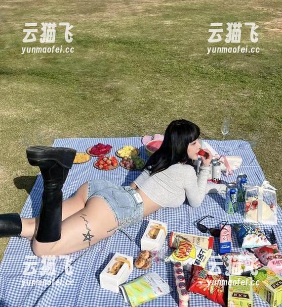 微密圈 - 当空姐变身美图女神——宋昱欣最新力作，注意安全带马！