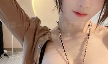 微密圈 – 只需一件黑色睡衣，小玉吃果冻的私房作品简直可以洗脑