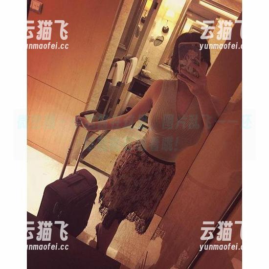 微密圈 - 小芯酱在这里，图片乱飞——还好我能在线看哦！