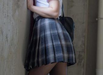 少女秩序 – 千澄的这组婚纱写真，套图比起罗曼蒂克，为啥总让我想起了咖啡？