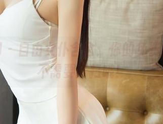 尤果网 – 自由女仆含含：你的免费图册，不需要打扫哦！