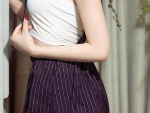 尤果网 – 贝拉在连体衣里的全套演绎，原图戳中我的小心脏。