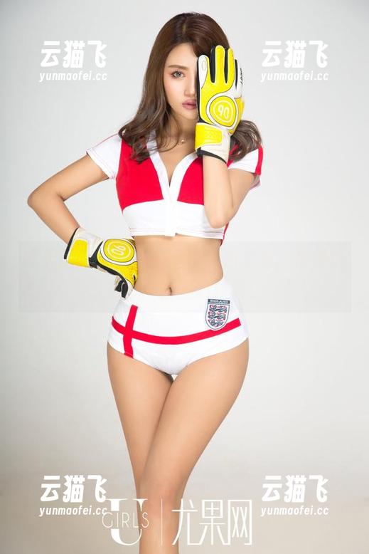 尤果网 - 郭婉祈的全套白色写真，活像洗衣服广告里的模特！