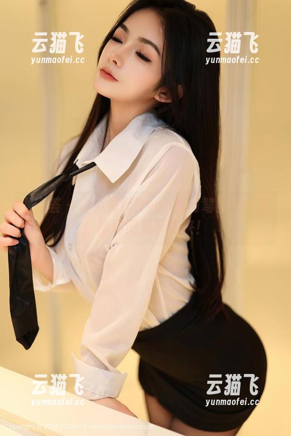尤蜜荟 - 看小海臀Rean如何驾驭水手服：福利图集等你来！