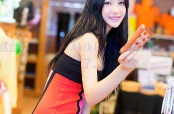 推女神 – 这么舒适的睡衣，Akiki朱若慕的写真，我已经盯了好久了。