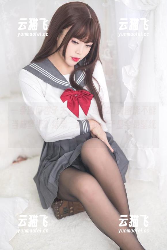 杏子夫人 一条刚问杏子夫人,夜莺x2b美图能不能当成壁纸?结果,她说我脑子里全是壁纸的图!