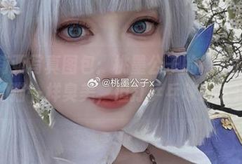 罗莎莉亚写真图包：桃墨公子的摄影技术和她的猫一样臭美，但打乒乓球却太狠！
