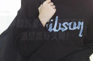 洛桑w伊梓的浴室写真好到不行，真心想当壁纸好久啊！