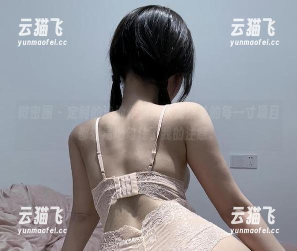 微密圈 - 定制的泳池作品，火龙果羊的每一寸项目都轻易地勾住了我的注意。