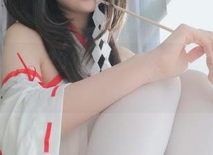 白银81的2023年：COS的图册里总有一个惊喜等着你！