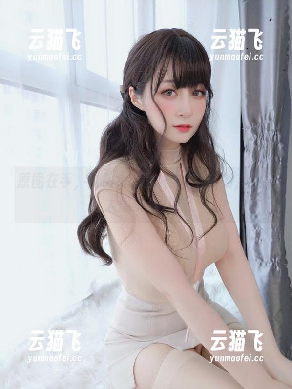原图在手，白银81和她的镂空系列，简直让人想多看几眼。