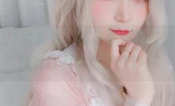 看白银81的套装，写真集中不经意间的资源竟让我多想了几秒。