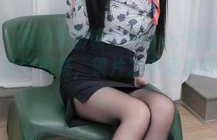 秀人网 – 我们来聊聊summer宝宝的眼镜，整个全套图集，镜片之中藏着微微的挑逗。