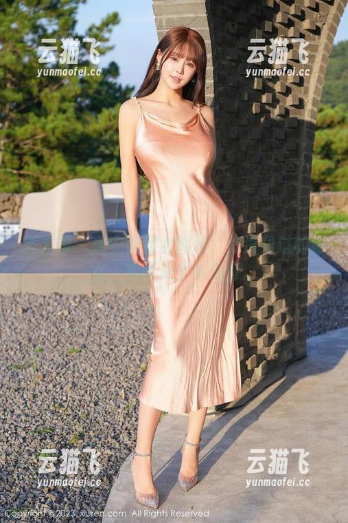 秀人网 - 唐安琪修女图包：你没见过的修女，实则是个小捣蛋。
