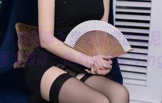 秀人网 – 咋回事？李丽莎穿比基尼的高清原图太致命，内心小鹿乱撞ing！