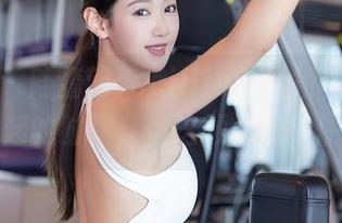 秀人网 – 陆萱萱cecillia的红裙写真，裙摆飘起的时候，你这颗心防得住吗？