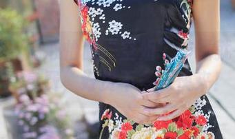 美媛馆 – 温心怡的“空姐”作品就在这儿：免费，好货不多，快来！