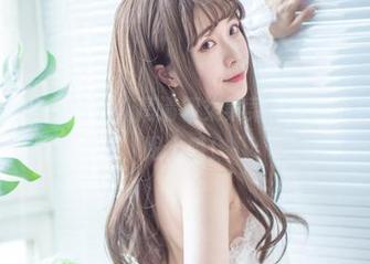 10万粉的自我修养，高清翎柒菜菜写真，下载速度要跟上哦！