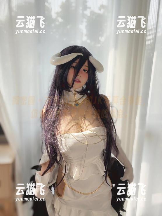 葱油饼er 微密圈 - 在葱油饼er的JK写真合集里,仿佛会诱发某种香脆的机会。