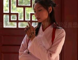蜜桃社 – 蜜蕊Mary的女王在线合集，就这让我想问，她何时要下凡？